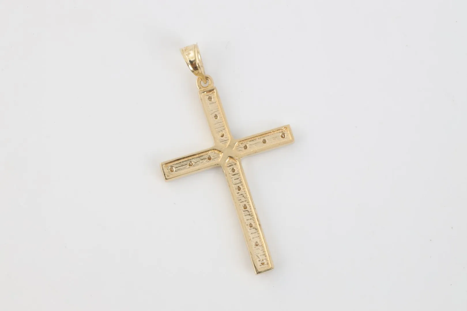 10k Yellow Gold 0.15tcw Diamond Cross Pendant (1.27g.)