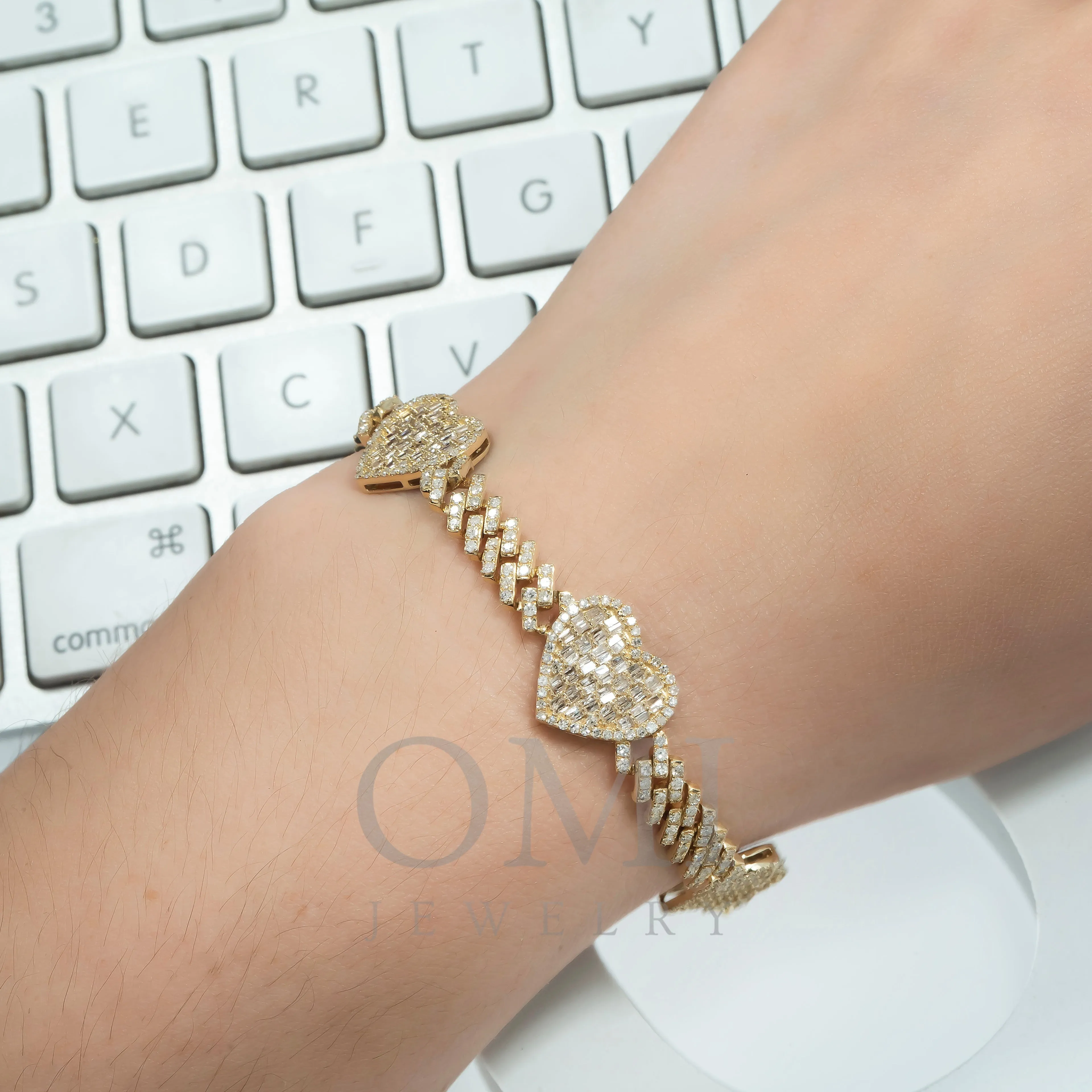 14K GOLD CUBAN HEARTS BRACELET 3.59 CT DIAMONDS