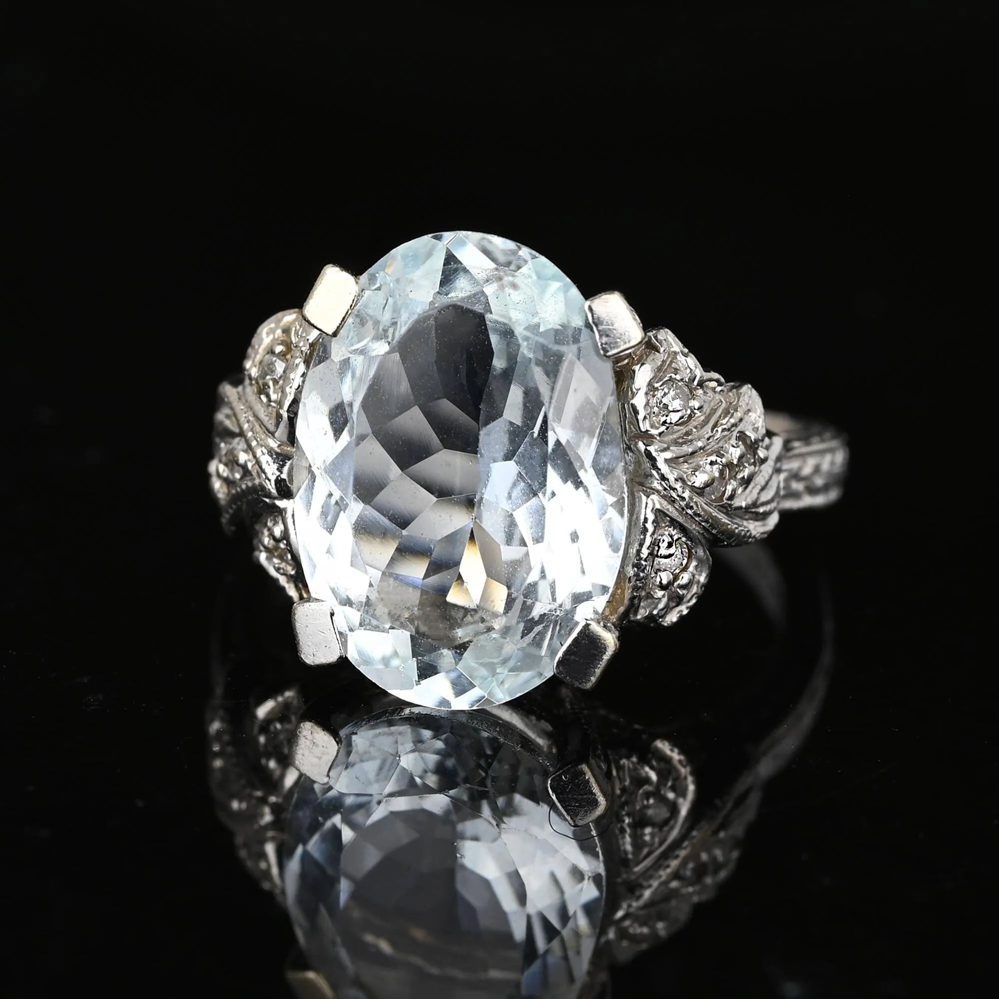 14K White Gold Art Deco Diamond Aquamarine Ring