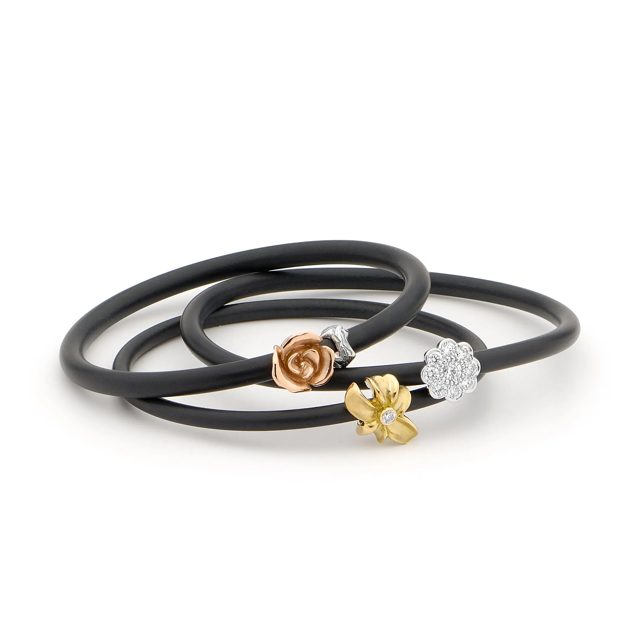 18ct Gold Diamond Flower Bangle