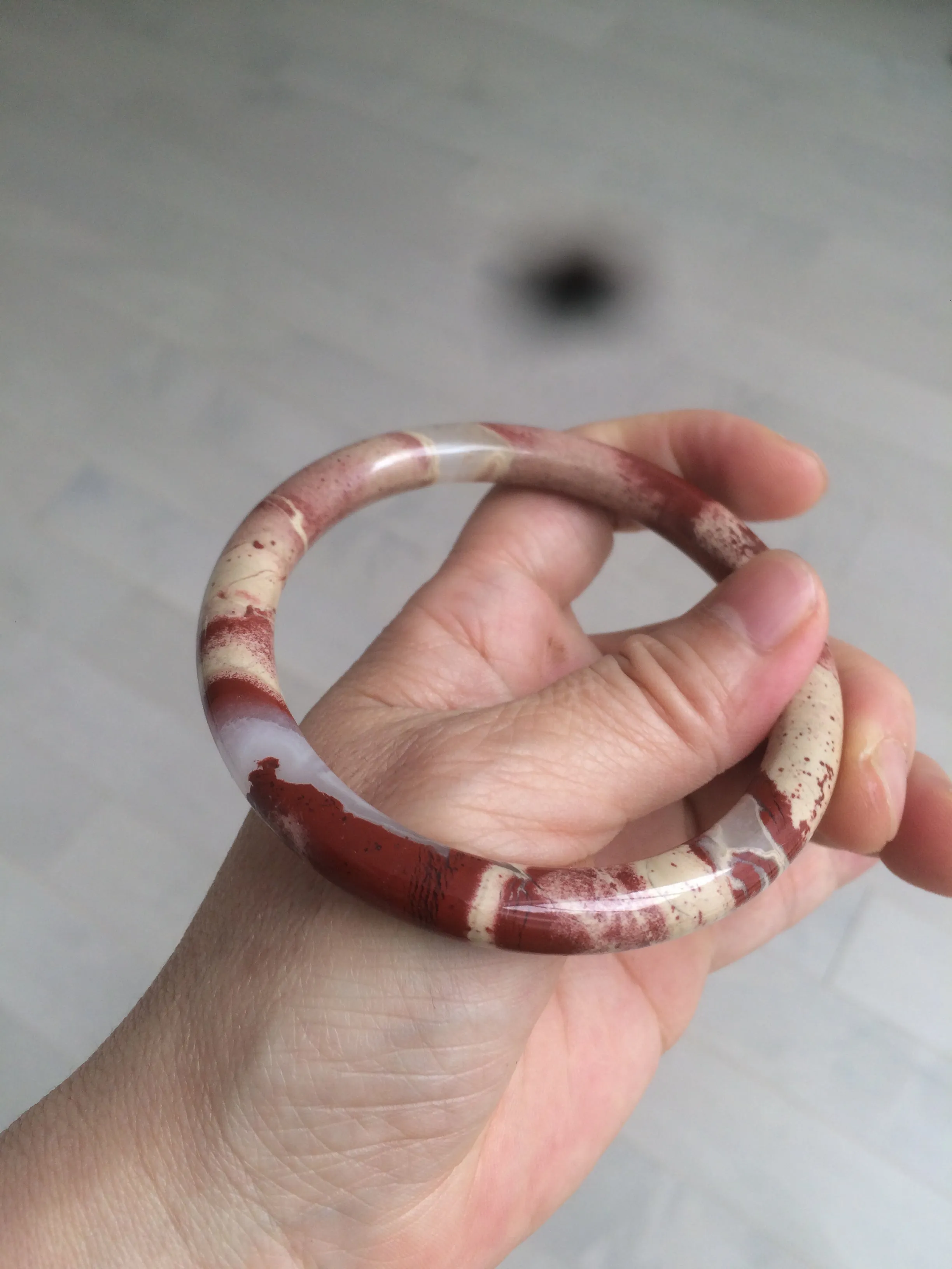 60.5mm 100% natural red/pink slim round cut red jasper stone bangle XY87