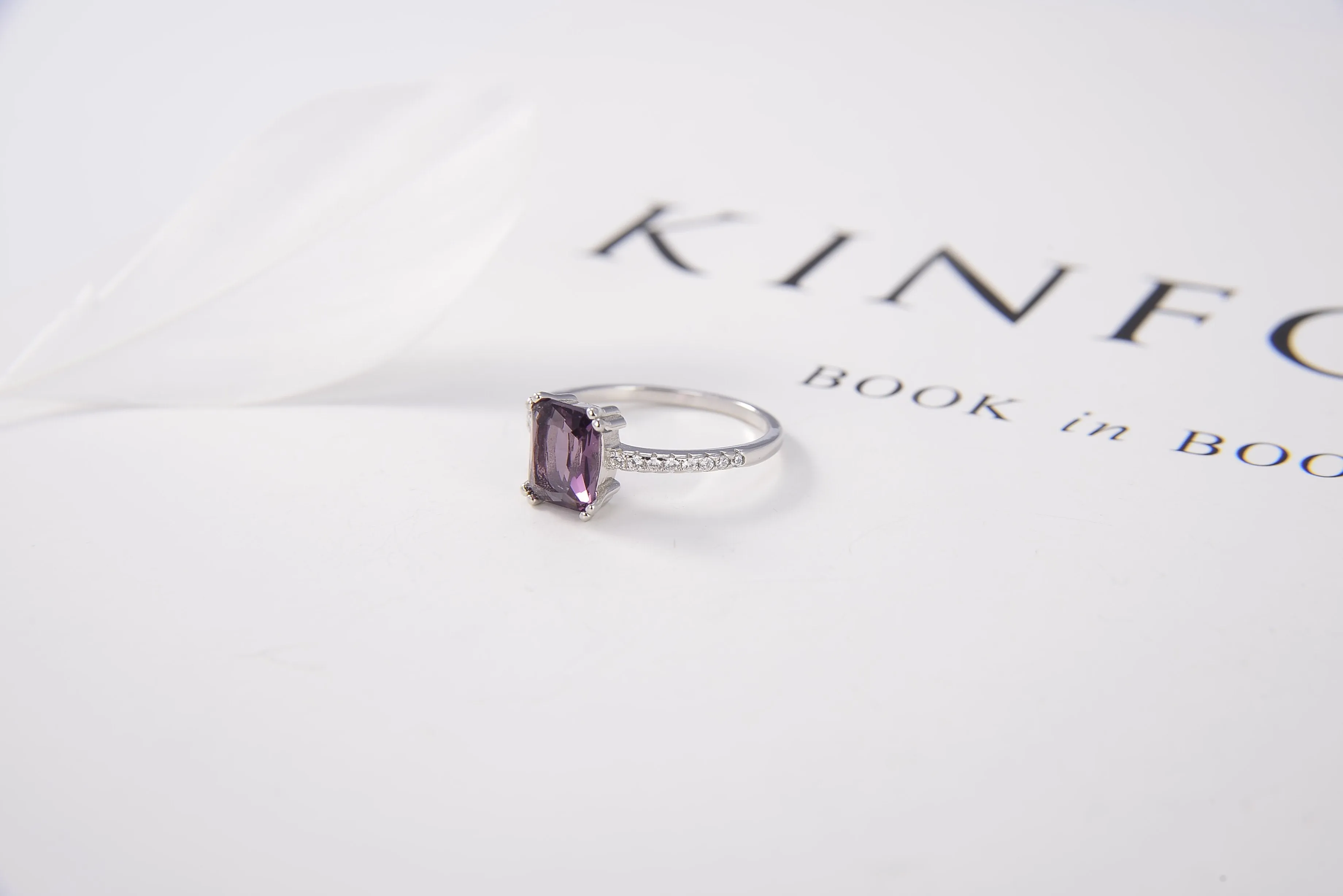 Amethyst Gem Cushion Cut Ring (925 Sterling Silver)