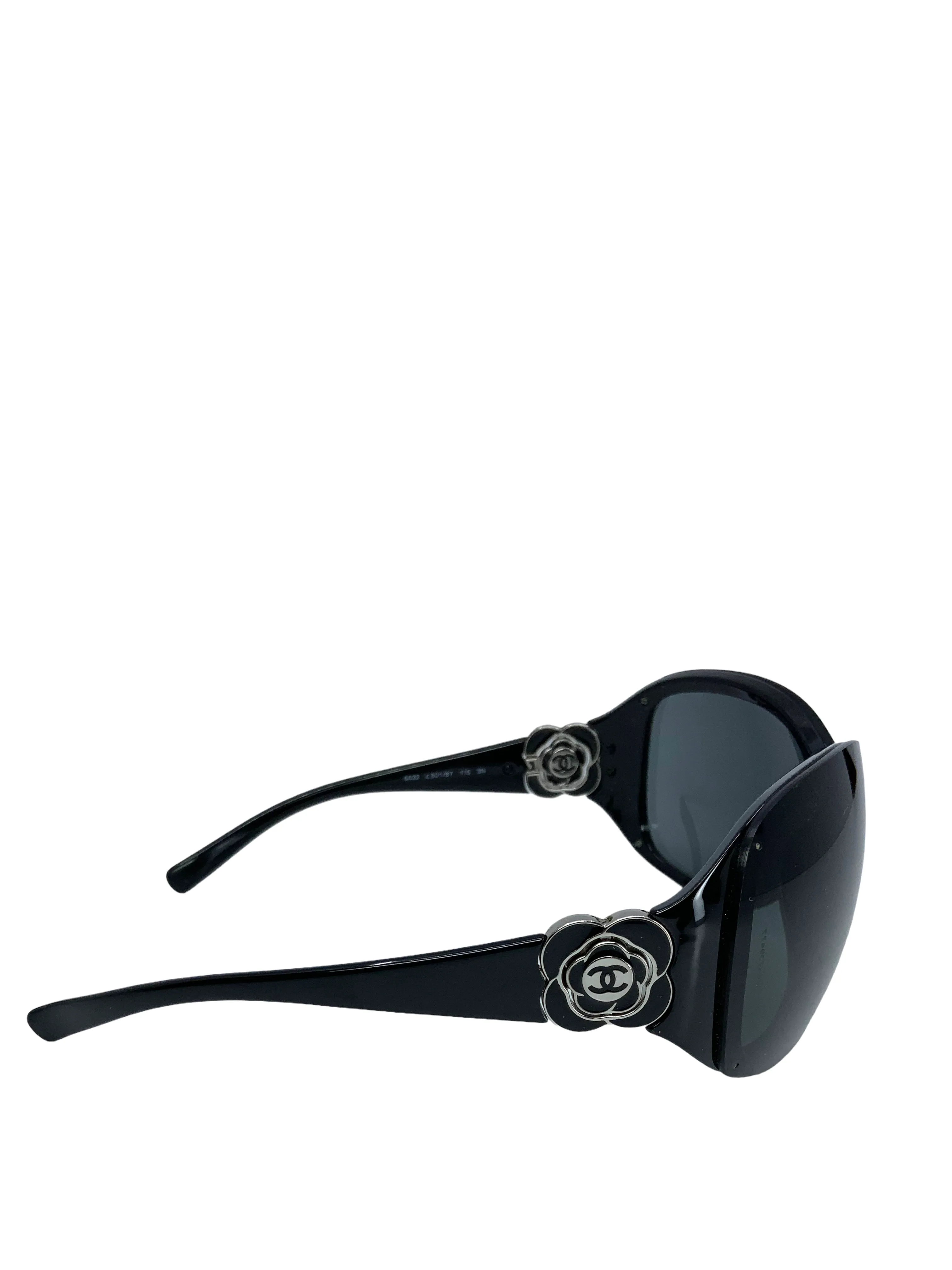 CHANEL CC Logo Camellia Flower Sunglasses 6032