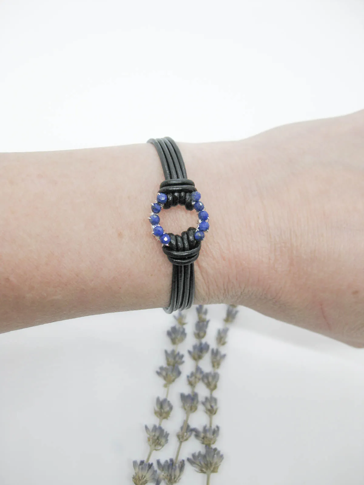 Circle: Lapis Leather Bracelet - b322