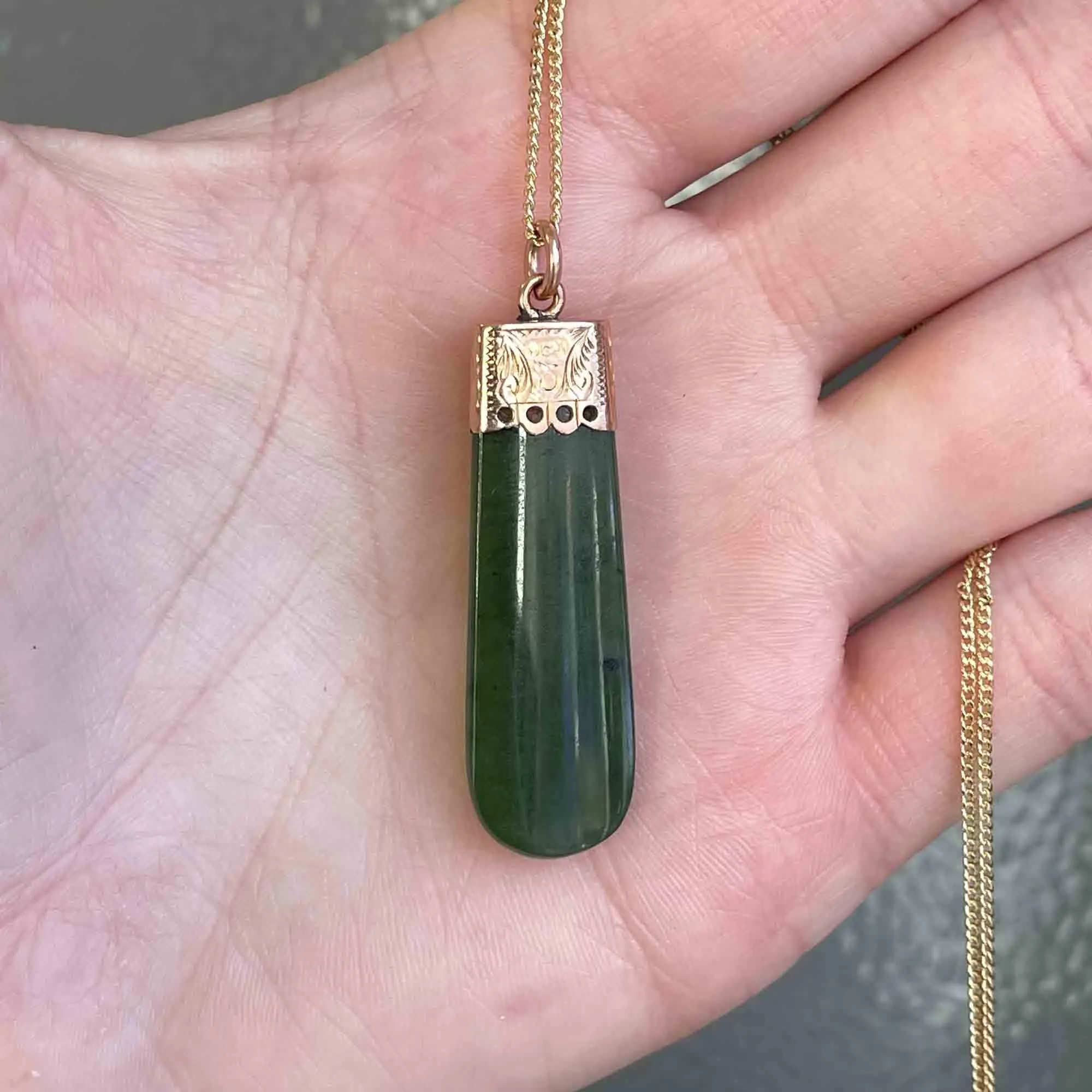 14K Gold Maori Pounamu New Zealand Greenstone Jade Pendant Necklace