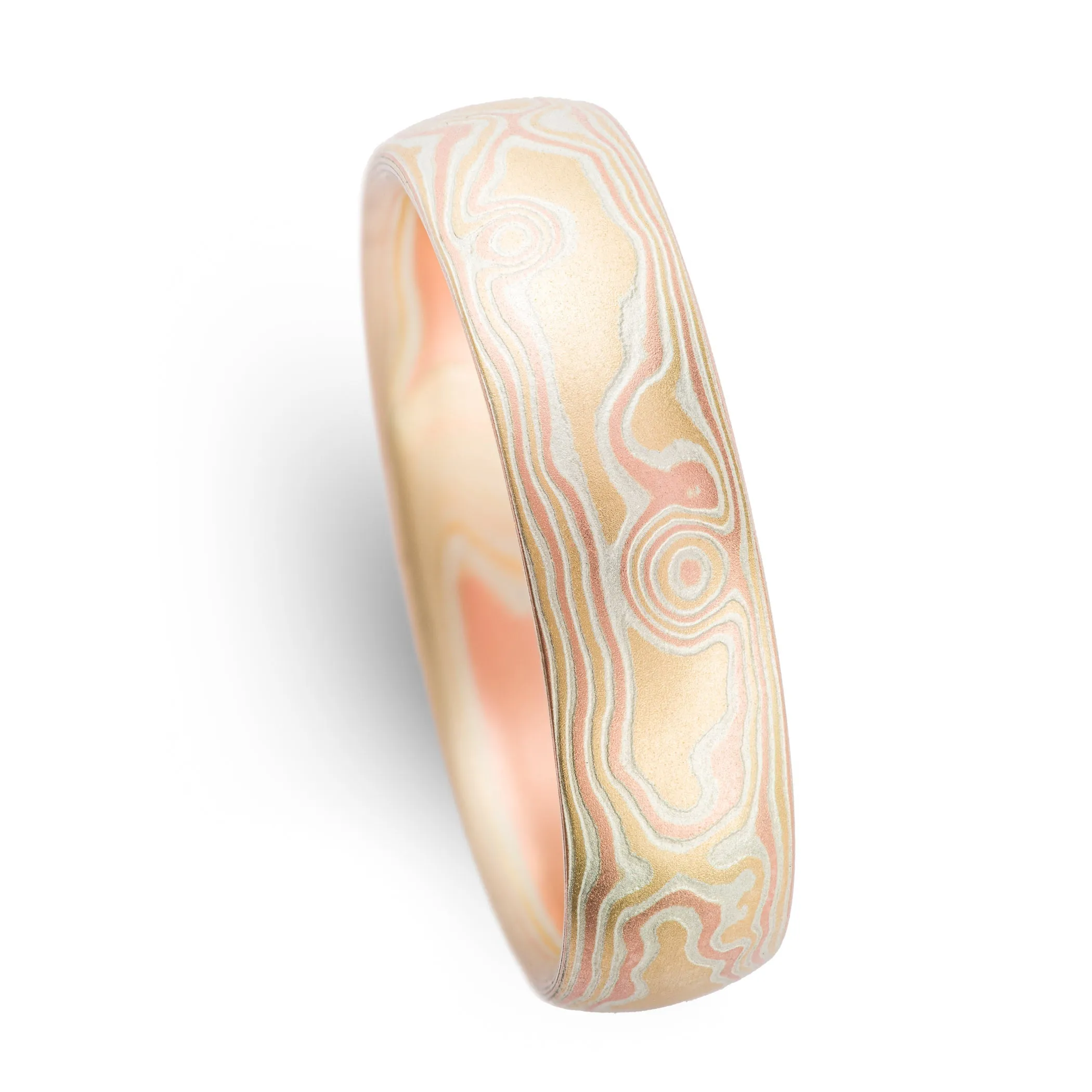 Luminous Woodgrain Pattern Ring in Fire Palette