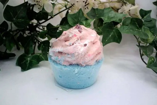 Madley In Love Cupcake Bath Bomb