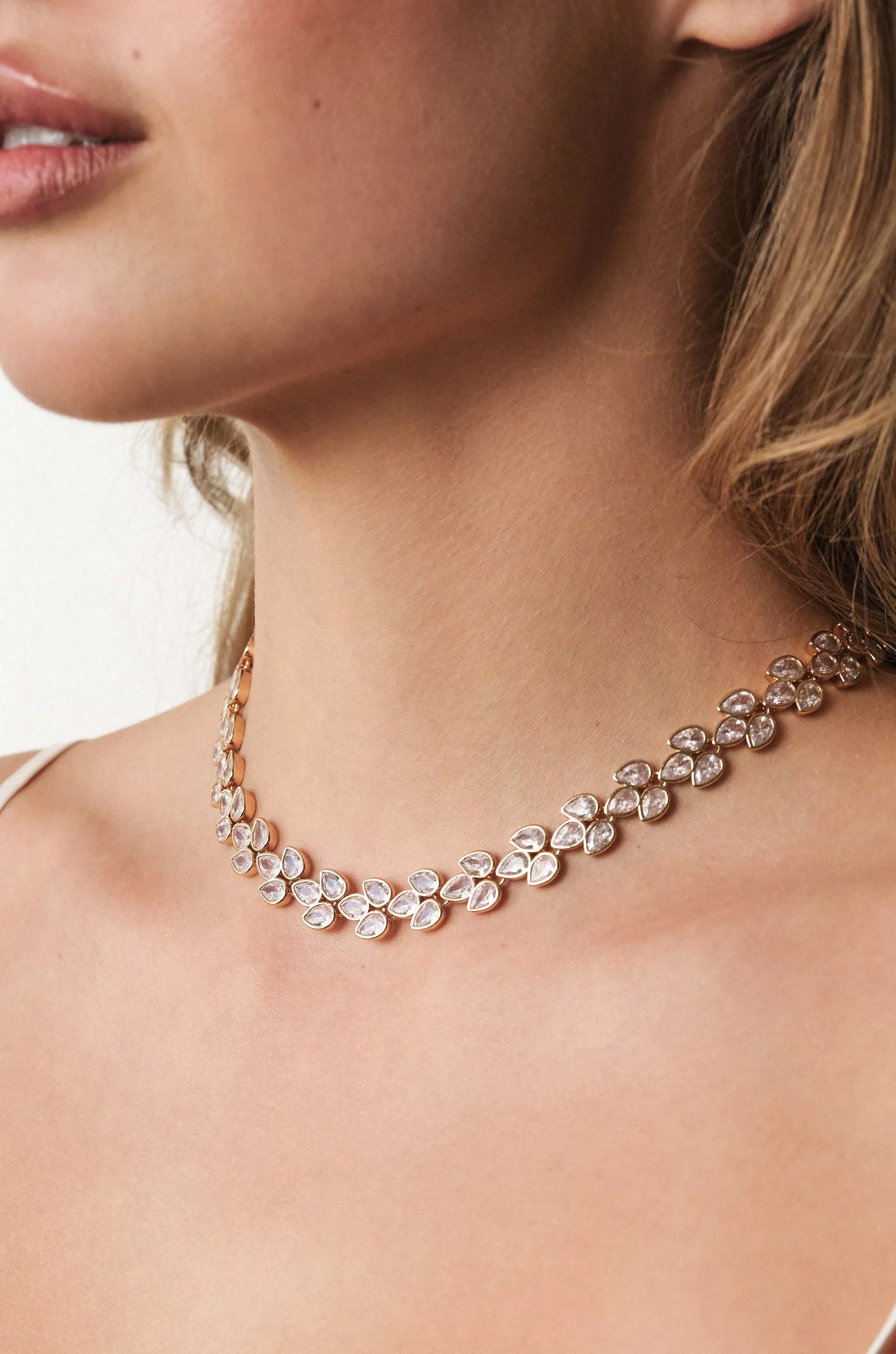 Shine On Bezel Crystal Choker