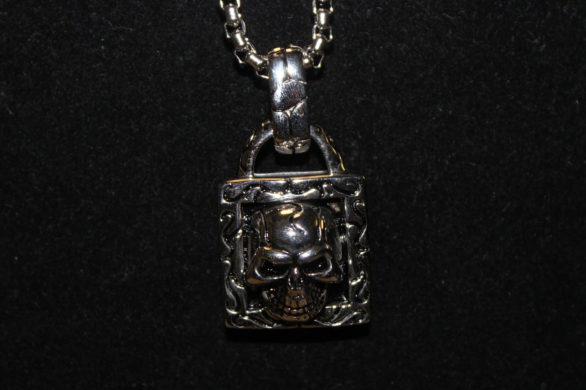 Stainless Steel Skull Square Pendant with Bail - UDINC0460