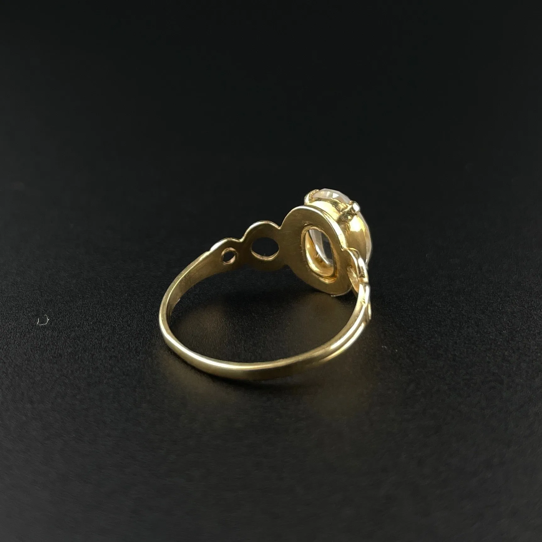 Vintage 10K Gold Crystal Infinity Solitaire Ring, Sz 3 1/2