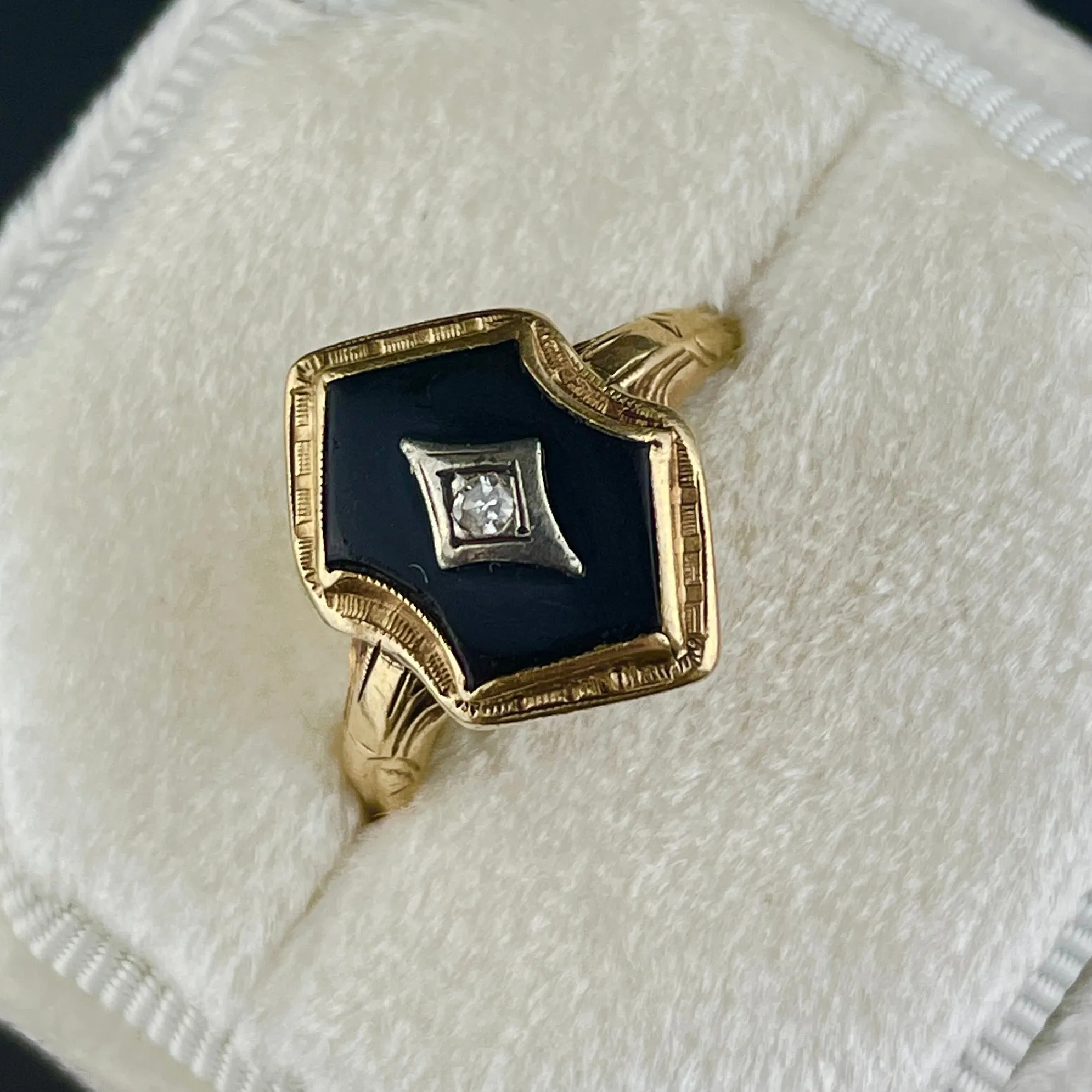 Vintage Art Deco 10K Gold Diamond Onyx Ring, Sz 8.5